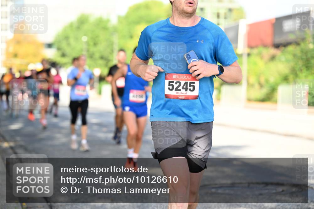 06.09.2026 - CURREX Alsterlauf Dr. Thomas Lammeyer http://msf.ph/oto/10126610 06.09.2026 09:45:37 Laufen 11, 12120, 5245 meine-sportfotos.de
