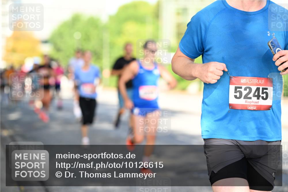 06.09.2026 - CURREX Alsterlauf Dr. Thomas Lammeyer http://msf.ph/oto/10126615 06.09.2026 09:45:38 Laufen 5245 meine-sportfotos.de