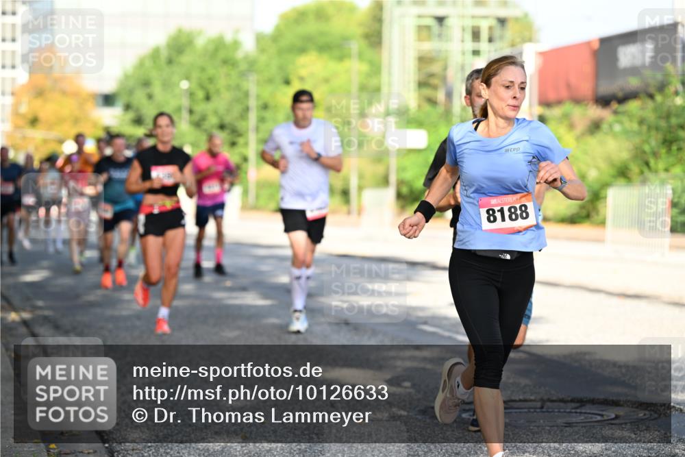 06.09.2026 - CURREX Alsterlauf Dr. Thomas Lammeyer http://msf.ph/oto/10126633 06.09.2026 09:45:40 Laufen 8188 meine-sportfotos.de