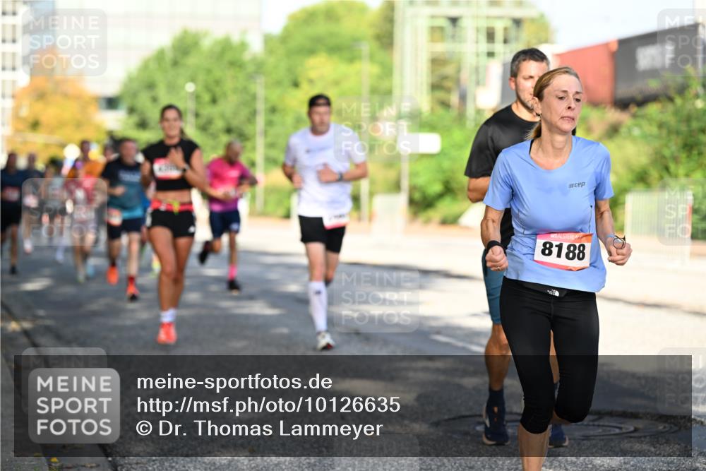 06.09.2026 - CURREX Alsterlauf Dr. Thomas Lammeyer http://msf.ph/oto/10126635 06.09.2026 09:45:40 Laufen 8188 meine-sportfotos.de