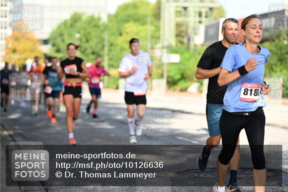 06.09.2026 - CURREX Alsterlauf Dr. Thomas Lammeyer http://msf.ph/oto/10126636 06.09.2026 09:45:40 Laufen 818 meine-sportfotos.de