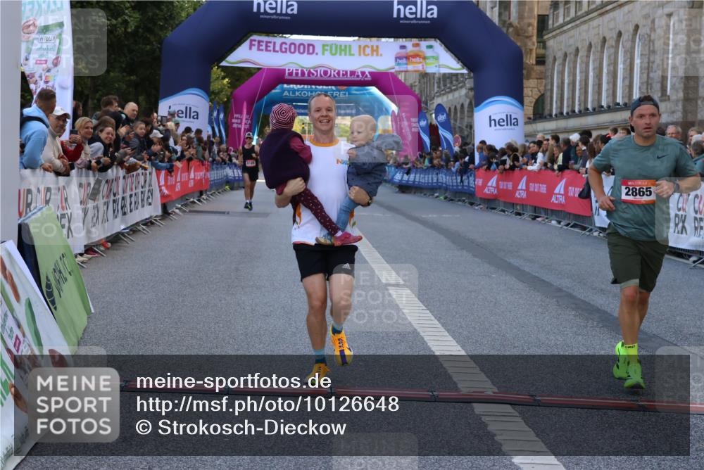 06.09.2026 - CURREX Alsterlauf Strokosch-Dieckow http://msf.ph/oto/10126648 06.09.2026 09:47:37 Ziel 2865, 2953, 3386, 4313, 5309, 5863, 6378, 8189 meine-sportfotos.de