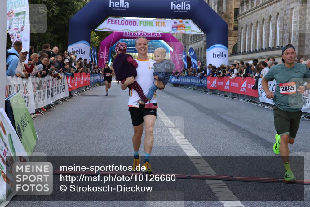 06.09.2026 - CURREX Alsterlauf Strokosch-Dieckow http://msf.ph/oto/10126660 06.09.2026 09:47:37 Ziel 2865, 2953, 3386, 4313, 5309, 5863, 6378, 8189 meine-sportfotos.de