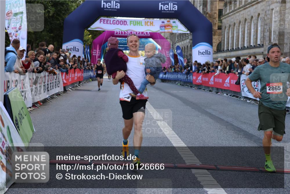 06.09.2026 - CURREX Alsterlauf Strokosch-Dieckow http://msf.ph/oto/10126666 06.09.2026 09:47:37 Ziel 2865, 2953, 3386, 4313, 5309, 5863, 6378, 8189 meine-sportfotos.de