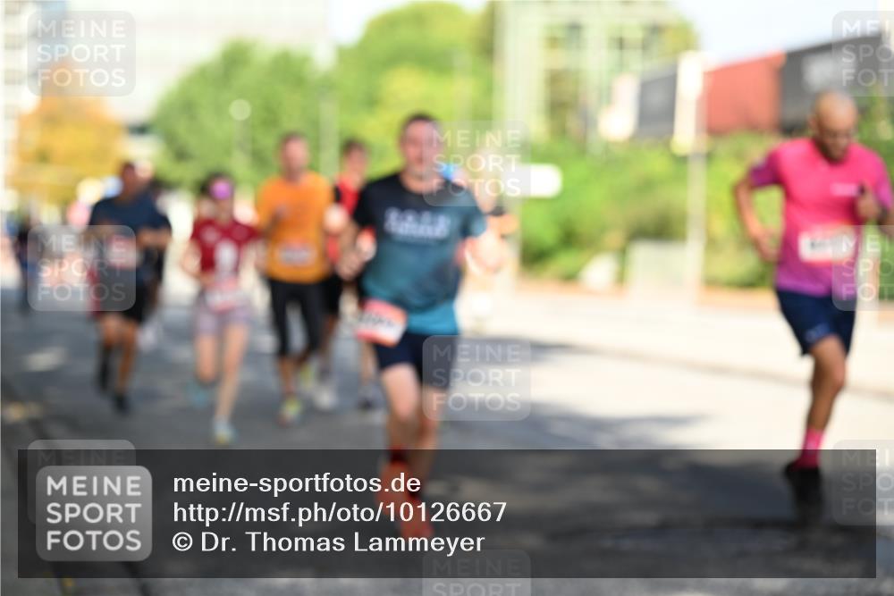06.09.2026 - CURREX Alsterlauf Dr. Thomas Lammeyer http://msf.ph/oto/10126667 06.09.2026 09:45:44 Laufen  meine-sportfotos.de