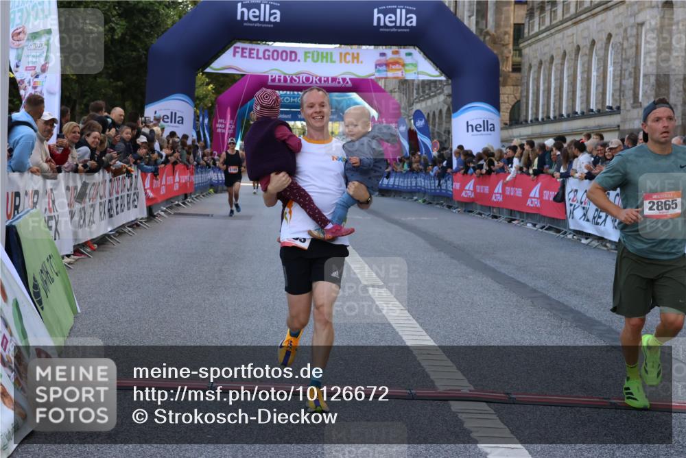 06.09.2026 - CURREX Alsterlauf Strokosch-Dieckow http://msf.ph/oto/10126672 06.09.2026 09:47:37 Ziel 2865, 2953, 3386, 4313, 5309, 5863, 6378, 8189 meine-sportfotos.de