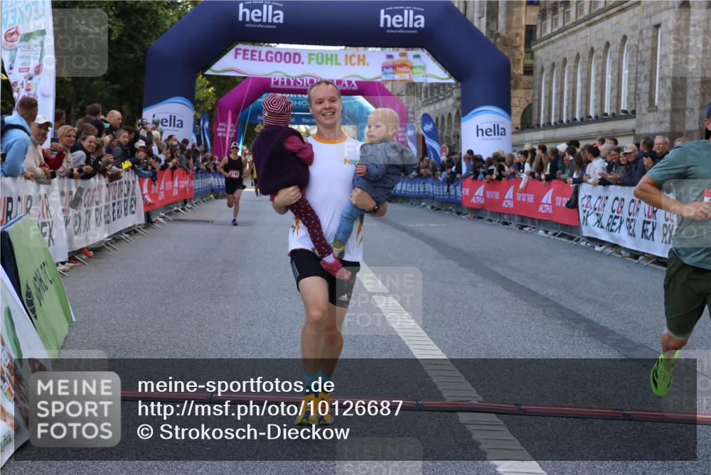 06.09.2026 - CURREX Alsterlauf Strokosch-Dieckow http://msf.ph/oto/10126687 06.09.2026 09:47:37 Ziel 2865, 2953, 3386, 4313, 5309, 5863, 6378, 8189 meine-sportfotos.de