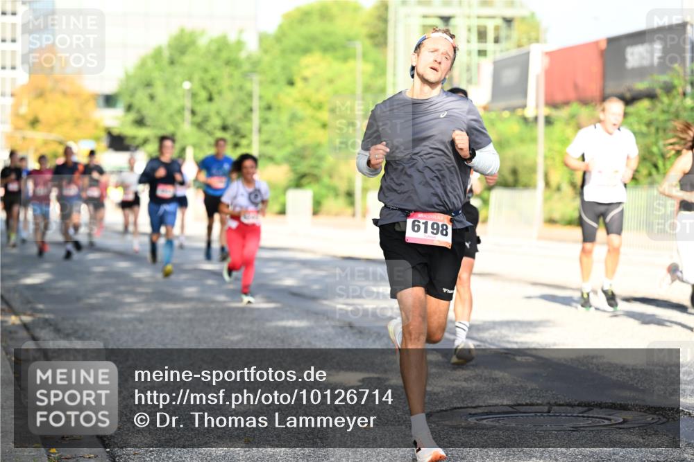 06.09.2026 - CURREX Alsterlauf Dr. Thomas Lammeyer http://msf.ph/oto/10126714 06.09.2026 09:45:49 Laufen 6198 meine-sportfotos.de