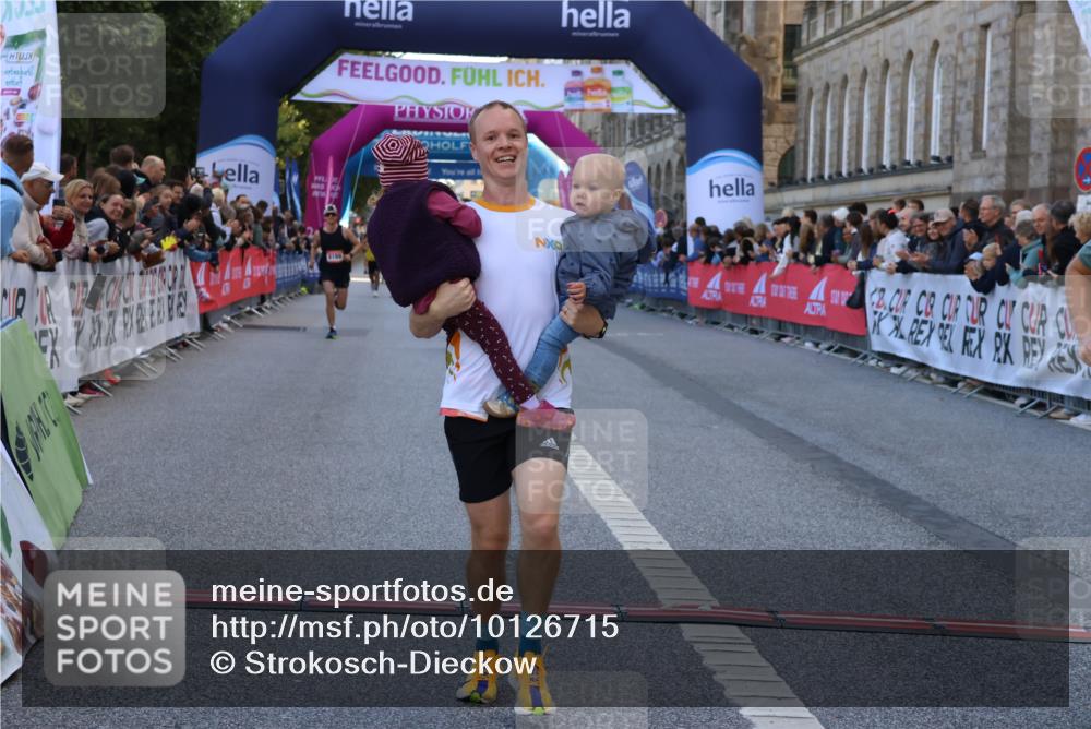 06.09.2026 - CURREX Alsterlauf Strokosch-Dieckow http://msf.ph/oto/10126715 06.09.2026 09:47:37 Ziel 2865, 2953, 3386, 4313, 5309, 5863, 6378, 8189 meine-sportfotos.de