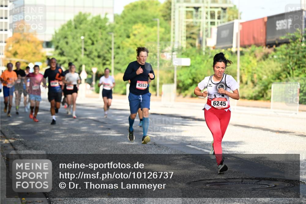 06.09.2026 - CURREX Alsterlauf Dr. Thomas Lammeyer http://msf.ph/oto/10126737 06.09.2026 09:45:52 Laufen 4553, 6245 meine-sportfotos.de