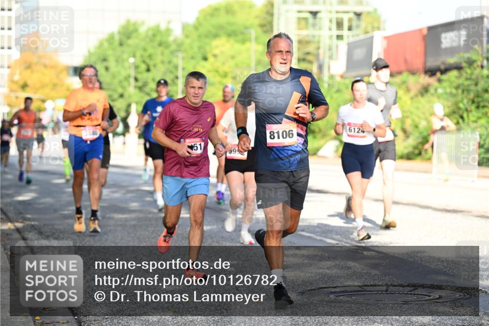 06.09.2026 - CURREX Alsterlauf Dr. Thomas Lammeyer http://msf.ph/oto/10126782 06.09.2026 09:45:56 Laufen 3880, 195, 51, 59, 8106, 6124 meine-sportfotos.de