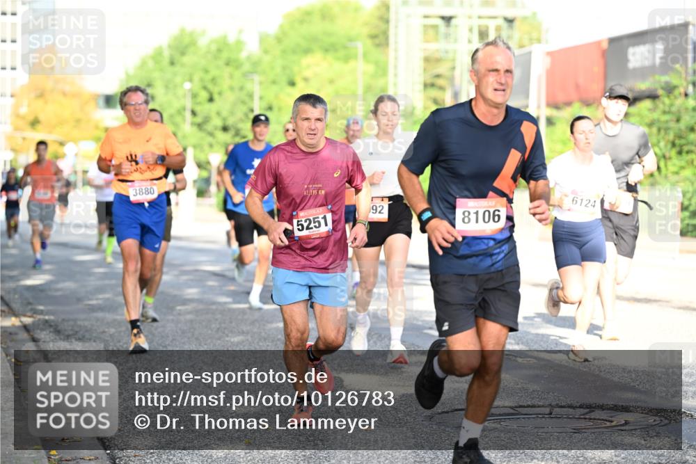 06.09.2026 - CURREX Alsterlauf Dr. Thomas Lammeyer http://msf.ph/oto/10126783 06.09.2026 09:45:57 Laufen 3880, 42, 195, 5251, 92, 8106, 6124 meine-sportfotos.de