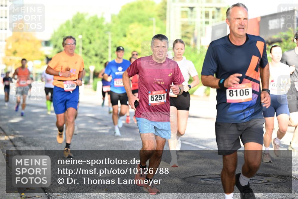 06.09.2026 - CURREX Alsterlauf Dr. Thomas Lammeyer http://msf.ph/oto/10126788 06.09.2026 09:45:57 Laufen 3880, 42, 195, 5251, 8106, 6124 meine-sportfotos.de