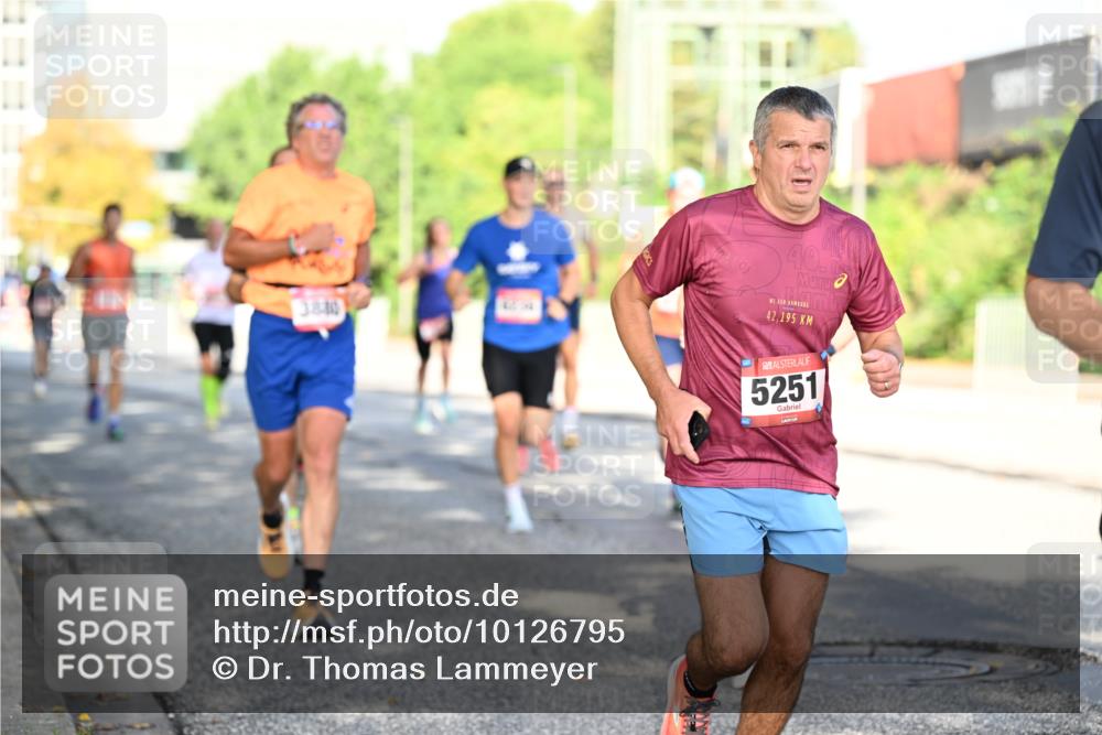 06.09.2026 - CURREX Alsterlauf Dr. Thomas Lammeyer http://msf.ph/oto/10126795 06.09.2026 09:45:58 Laufen 11, 3880, 40, 42, 195, 5251 meine-sportfotos.de
