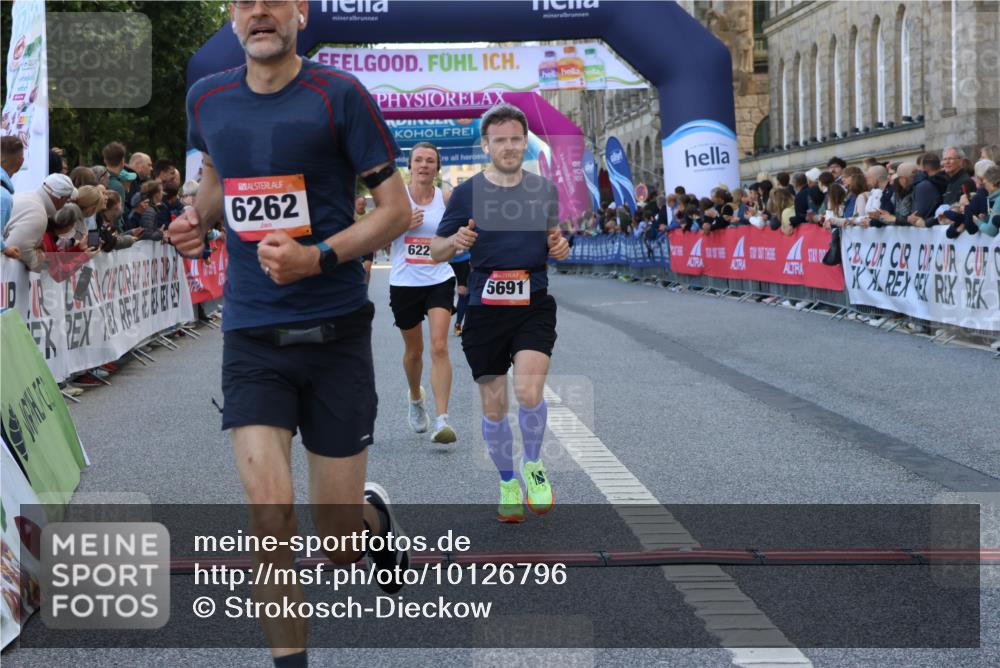 06.09.2026 - CURREX Alsterlauf Strokosch-Dieckow http://msf.ph/oto/10126796 06.09.2026 09:47:51 Ziel 2759, 5020, 5704, 5845, 6228, 6262 meine-sportfotos.de