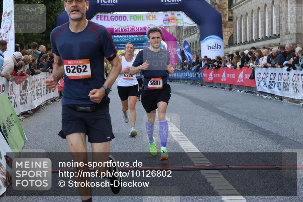 06.09.2026 - CURREX Alsterlauf Strokosch-Dieckow http://msf.ph/oto/10126802 06.09.2026 09:47:51 Ziel 2759, 5020, 5704, 5845, 6228, 6262 meine-sportfotos.de