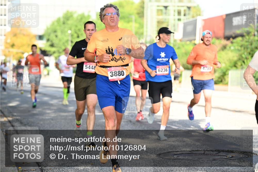 06.09.2026 - CURREX Alsterlauf Dr. Thomas Lammeyer http://msf.ph/oto/10126804 06.09.2026 09:45:59 Laufen 5448, 3880, 6236, 4785 meine-sportfotos.de