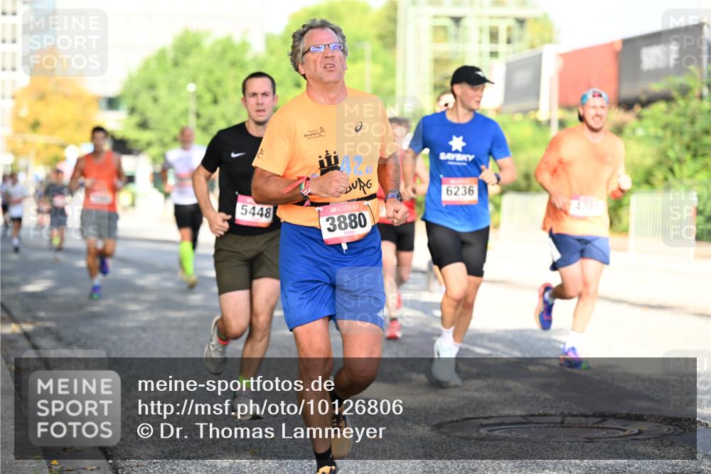 06.09.2026 - CURREX Alsterlauf Dr. Thomas Lammeyer http://msf.ph/oto/10126806 06.09.2026 09:45:59 Laufen 410, 6236, 4785, 5448, 42, 3880 meine-sportfotos.de