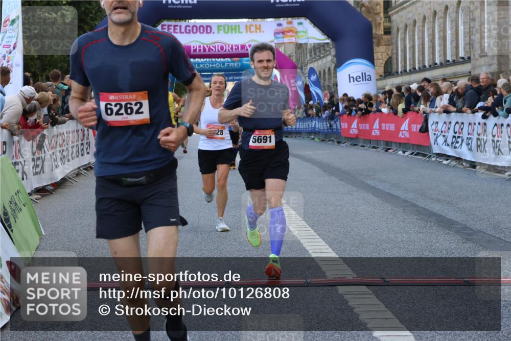 06.09.2026 - CURREX Alsterlauf Strokosch-Dieckow http://msf.ph/oto/10126808 06.09.2026 09:47:51 Ziel 2759, 5020, 5704, 5845, 6228, 6262 meine-sportfotos.de