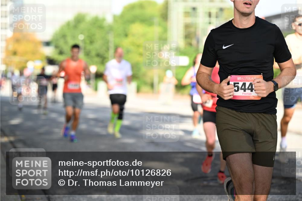 06.09.2026 - CURREX Alsterlauf Dr. Thomas Lammeyer http://msf.ph/oto/10126826 06.09.2026 09:46:01 Laufen 544 meine-sportfotos.de