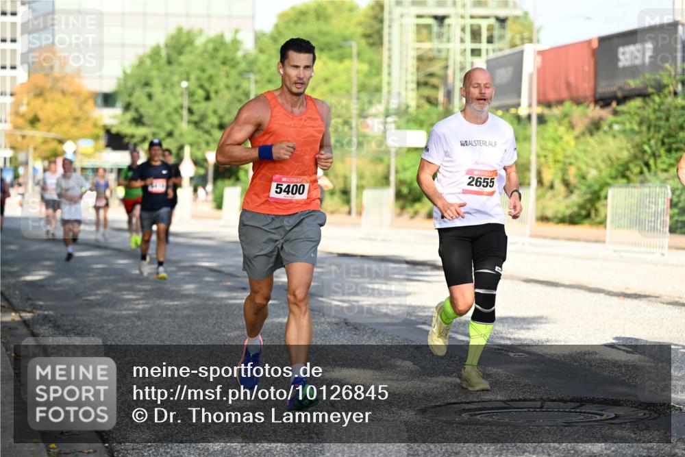06.09.2026 - CURREX Alsterlauf Dr. Thomas Lammeyer http://msf.ph/oto/10126845 06.09.2026 09:46:03 Laufen 5400, 2655 meine-sportfotos.de