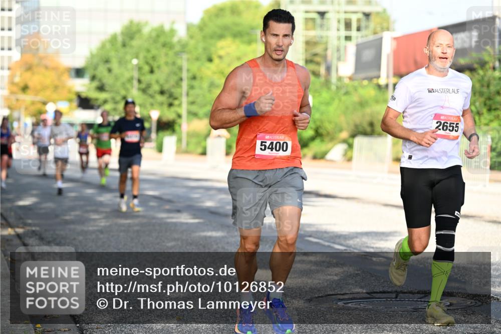 06.09.2026 - CURREX Alsterlauf Dr. Thomas Lammeyer http://msf.ph/oto/10126852 06.09.2026 09:46:04 Laufen 5400, 2655 meine-sportfotos.de