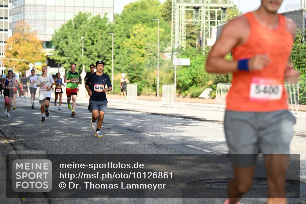 06.09.2026 - CURREX Alsterlauf Dr. Thomas Lammeyer http://msf.ph/oto/10126861 06.09.2026 09:46:04 Laufen 6415, 604, 5410, 5400 meine-sportfotos.de
