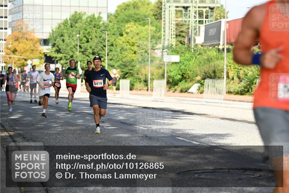 06.09.2026 - CURREX Alsterlauf Dr. Thomas Lammeyer http://msf.ph/oto/10126865 06.09.2026 09:46:05 Laufen 6041, 5410 meine-sportfotos.de