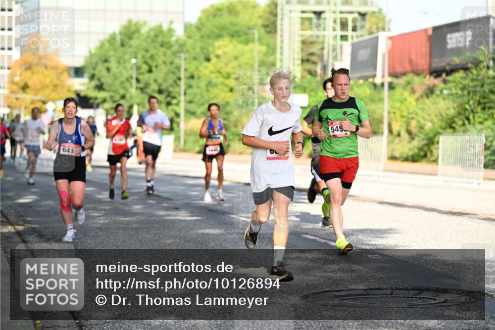 06.09.2026 - CURREX Alsterlauf Dr. Thomas Lammeyer http://msf.ph/oto/10126894 06.09.2026 09:46:09 Laufen 641, 545 meine-sportfotos.de