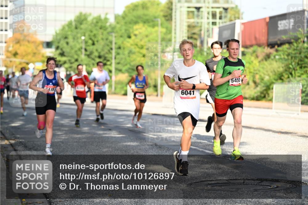 06.09.2026 - CURREX Alsterlauf Dr. Thomas Lammeyer http://msf.ph/oto/10126897 06.09.2026 09:46:09 Laufen 6041, 5450 meine-sportfotos.de