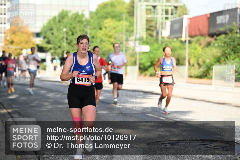 06.09.2026 - CURREX Alsterlauf Dr. Thomas Lammeyer http://msf.ph/oto/10126917 06.09.2026 09:46:11 Laufen 6415 meine-sportfotos.de