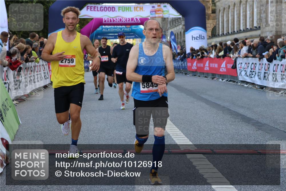 06.09.2026 - CURREX Alsterlauf Strokosch-Dieckow http://msf.ph/oto/10126918 06.09.2026 09:47:56 Ziel 2114, 2759, 4145, 4718, 4743, 5020, 5076, 5219, 5704, 5845, 6228, 6262 meine-sportfotos.de