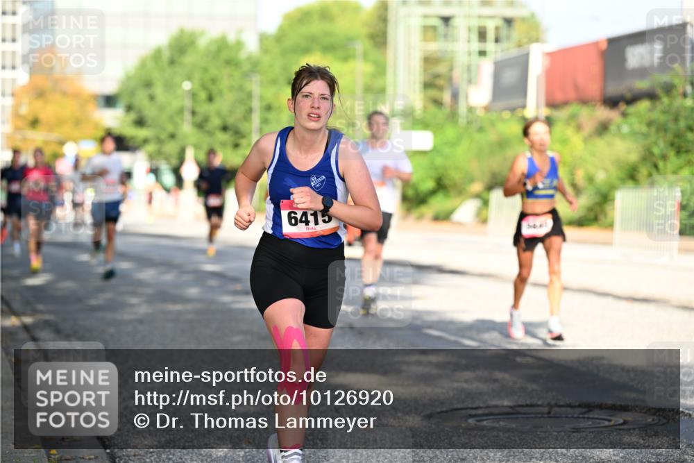 06.09.2026 - CURREX Alsterlauf Dr. Thomas Lammeyer http://msf.ph/oto/10126920 06.09.2026 09:46:12 Laufen 6415 meine-sportfotos.de