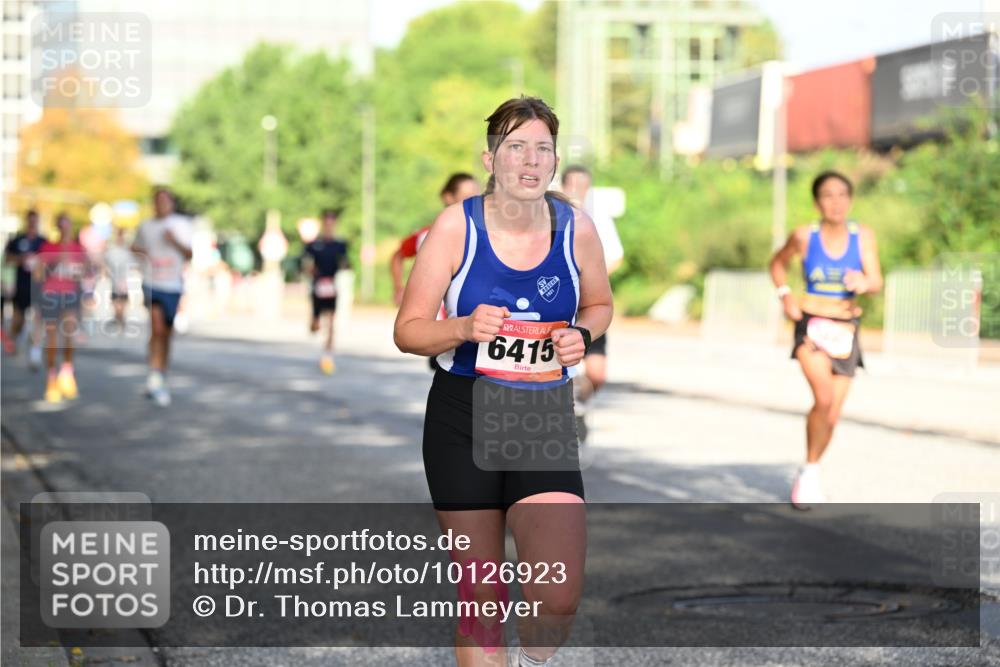 06.09.2026 - CURREX Alsterlauf Dr. Thomas Lammeyer http://msf.ph/oto/10126923 06.09.2026 09:46:12 Laufen 6415 meine-sportfotos.de