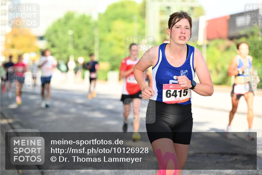 06.09.2026 - CURREX Alsterlauf Dr. Thomas Lammeyer http://msf.ph/oto/10126928 06.09.2026 09:46:13 Laufen 30, 6415 meine-sportfotos.de