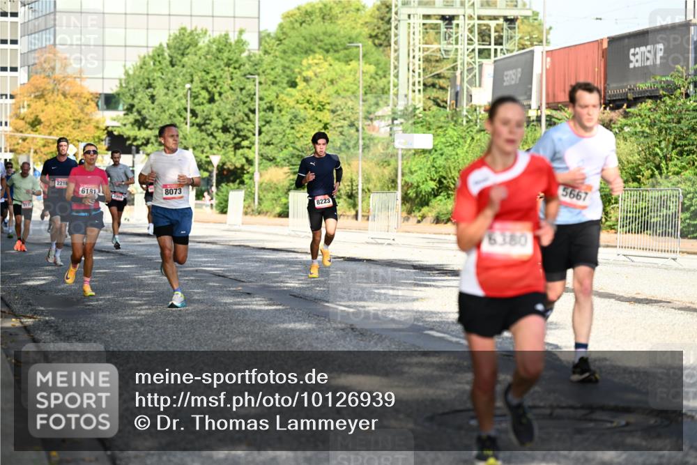 06.09.2026 - CURREX Alsterlauf Dr. Thomas Lammeyer http://msf.ph/oto/10126939 06.09.2026 09:46:14 Laufen 3113, 2216, 6181, 8073, 8223, 6380, 5667 meine-sportfotos.de