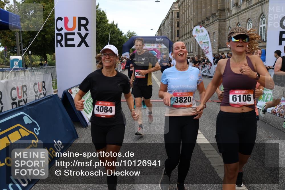 06.09.2026 - CURREX Alsterlauf Strokosch-Dieckow http://msf.ph/oto/10126941 06.09.2026 10:00:46 Ziel 2531, 2698, 2849, 3068, 3274, 3295, 3604, 3820, 3837, 3979, 4084, 5077, 5108, 5240, 5519, 5577, 5724, 5930, 6106, 6257, 6397, 6480, 8068, 8140, 8293 meine-sportfotos.de