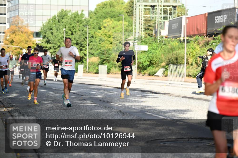 06.09.2026 - CURREX Alsterlauf Dr. Thomas Lammeyer http://msf.ph/oto/10126944 06.09.2026 09:46:14 Laufen 403, 6181, 8073, 8223, 6380 meine-sportfotos.de