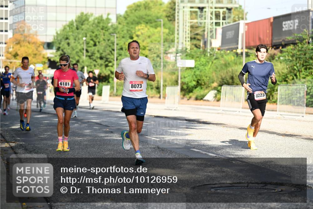 06.09.2026 - CURREX Alsterlauf Dr. Thomas Lammeyer http://msf.ph/oto/10126959 06.09.2026 09:46:16 Laufen 6181, 40, 8073, 8223 meine-sportfotos.de