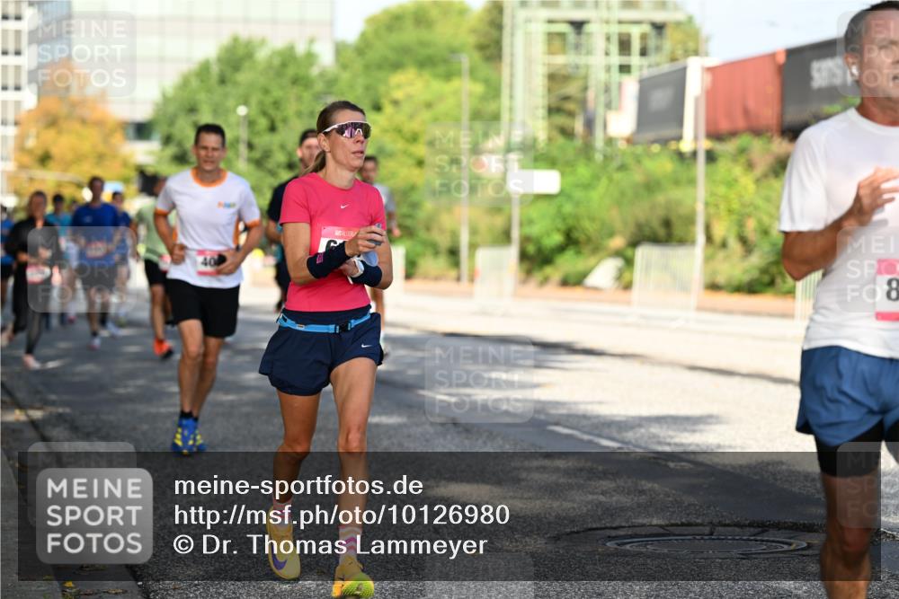 06.09.2026 - CURREX Alsterlauf Dr. Thomas Lammeyer http://msf.ph/oto/10126980 06.09.2026 09:46:18 Laufen 8 meine-sportfotos.de