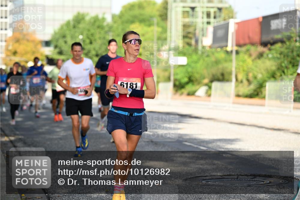 06.09.2026 - CURREX Alsterlauf Dr. Thomas Lammeyer http://msf.ph/oto/10126982 06.09.2026 09:46:18 Laufen 6181 meine-sportfotos.de
