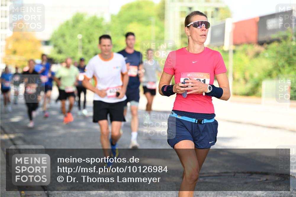 06.09.2026 - CURREX Alsterlauf Dr. Thomas Lammeyer http://msf.ph/oto/10126984 06.09.2026 09:46:19 Laufen 11 meine-sportfotos.de