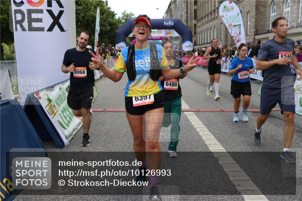 06.09.2026 - CURREX Alsterlauf Strokosch-Dieckow http://msf.ph/oto/10126993 06.09.2026 10:00:50 Ziel 2531, 2698, 2849, 2895, 3068, 3274, 3295, 3604, 3634, 3635, 3726, 3727, 3820, 4084, 4414, 5077, 5108, 5240, 5460, 5519, 5577, 5724, 5930, 6106, 6257, 6397, 6480, 8068, 8140, 8293 meine-sportfotos.de