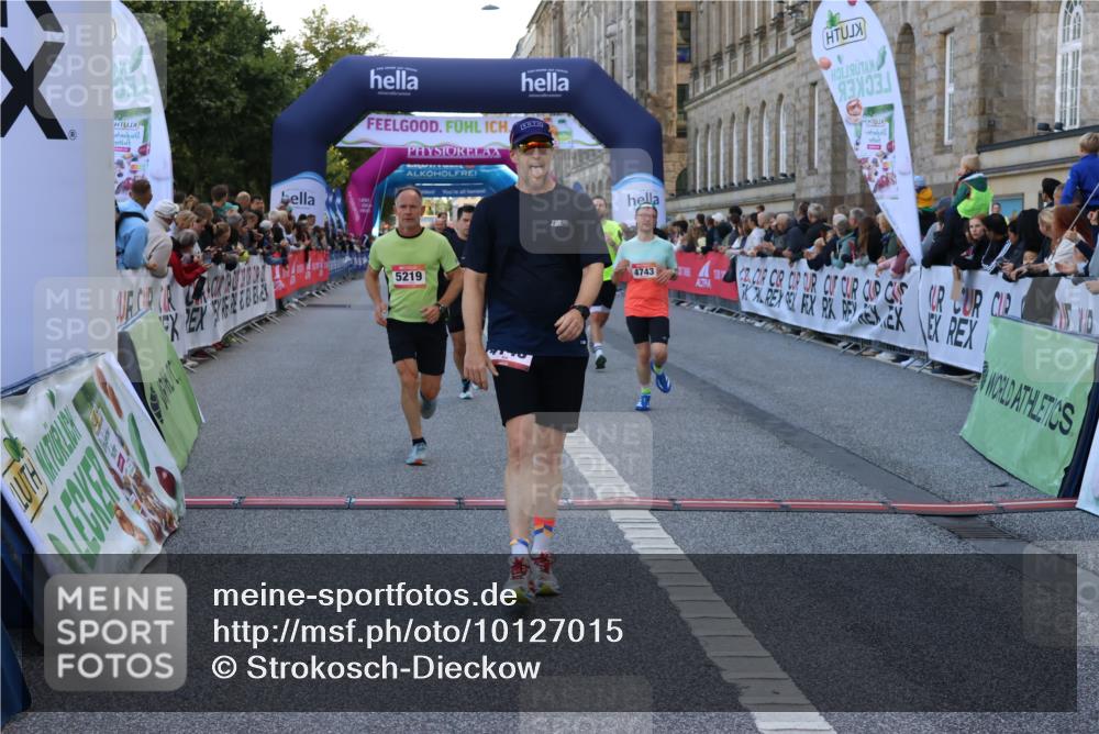 06.09.2026 - CURREX Alsterlauf Strokosch-Dieckow http://msf.ph/oto/10127015 06.09.2026 09:47:59 Ziel 2114, 2463, 2759, 4145, 4718, 4743, 5020, 5076, 5219, 5845, 5932, 6228 meine-sportfotos.de