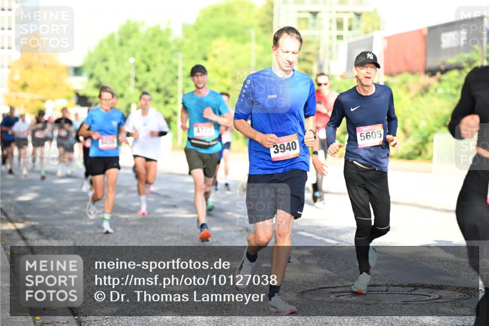 06.09.2026 - CURREX Alsterlauf Dr. Thomas Lammeyer http://msf.ph/oto/10127038 06.09.2026 09:46:24 Laufen 4722, 3940, 5605 meine-sportfotos.de