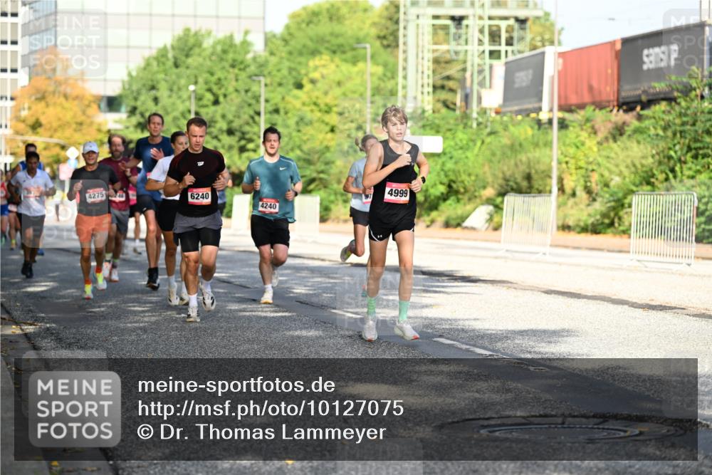 06.09.2026 - CURREX Alsterlauf Dr. Thomas Lammeyer http://msf.ph/oto/10127075 06.09.2026 09:46:30 Laufen 4275, 6240, 4240, 4999 meine-sportfotos.de
