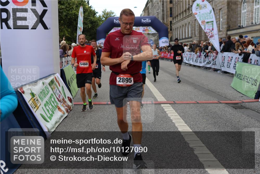 06.09.2026 - CURREX Alsterlauf Strokosch-Dieckow http://msf.ph/oto/10127090 06.09.2026 10:00:54 Ziel 2251, 2698, 2849, 2895, 3068, 3274, 3295, 3634, 3635, 3726, 3727, 3735, 4414, 5077, 5240, 5460, 5519, 5577, 5724, 6283, 6397, 6480, 8207, 8293 meine-sportfotos.de