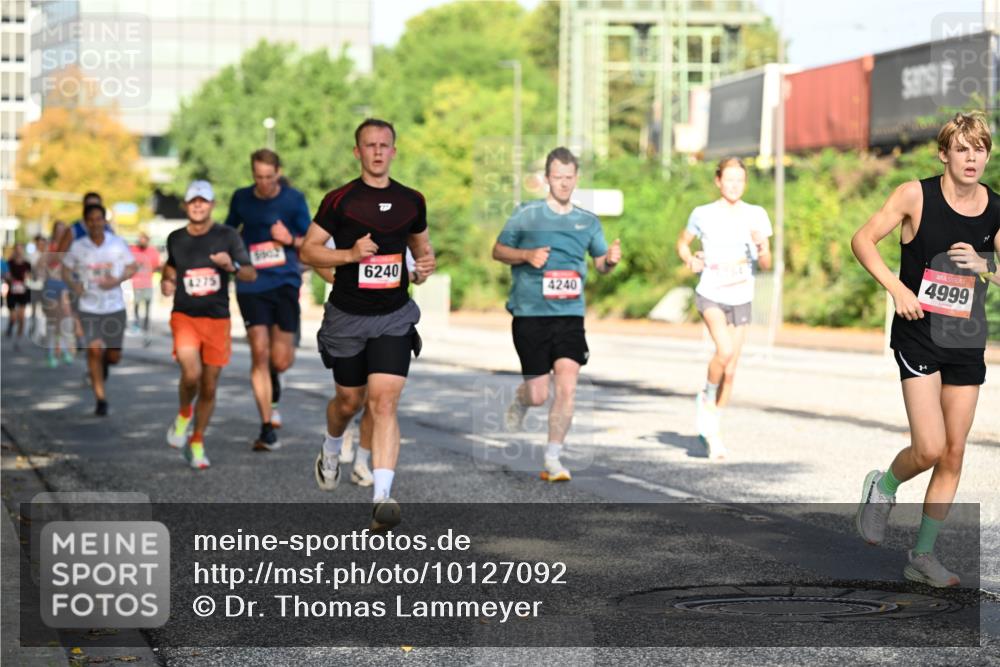 06.09.2026 - CURREX Alsterlauf Dr. Thomas Lammeyer http://msf.ph/oto/10127092 06.09.2026 09:46:32 Laufen 6240, 4240, 4999 meine-sportfotos.de