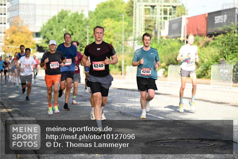 06.09.2026 - CURREX Alsterlauf Dr. Thomas Lammeyer http://msf.ph/oto/10127096 06.09.2026 09:46:32 Laufen 4275, 902, 6240, 5784, 4240 meine-sportfotos.de