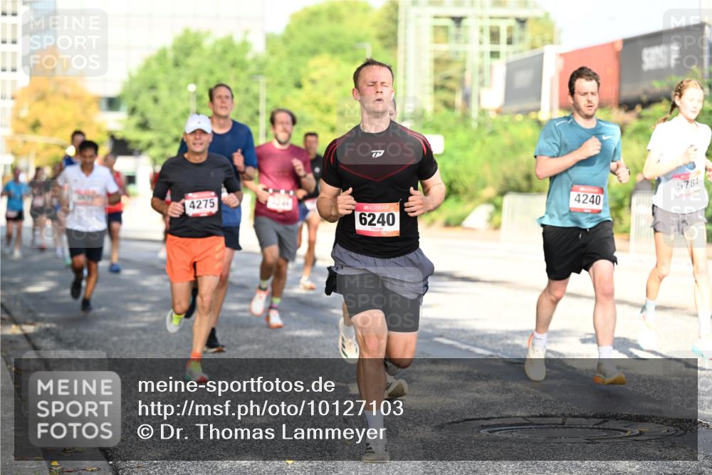 06.09.2026 - CURREX Alsterlauf Dr. Thomas Lammeyer http://msf.ph/oto/10127103 06.09.2026 09:46:33 Laufen 4275, 6240, 4240, 5784 meine-sportfotos.de